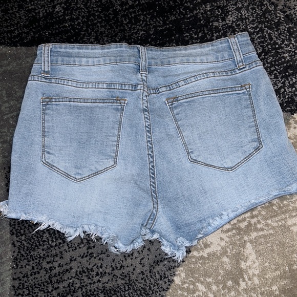 KanCan Distressed High Rise Jean Shorts - Picture 3 of 5
